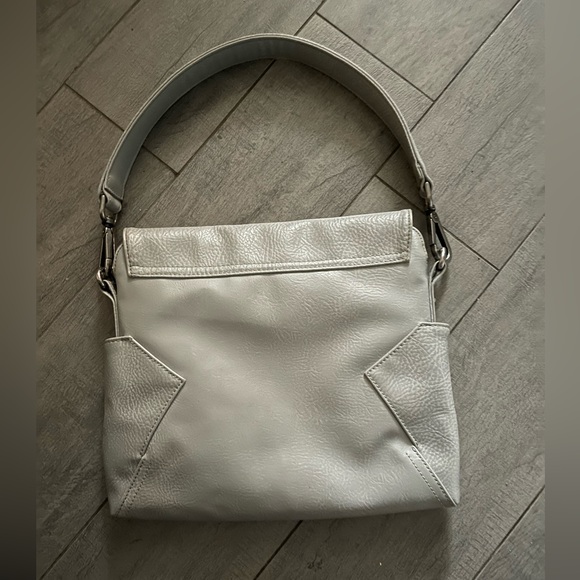 MAT & NAT MINKA SHOULDER BAG.The most perfect gray. Like New Interior & … - Picture 2 of 6